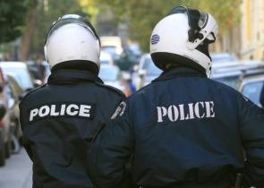 Επεισοδιακή σύλληψη 23χρονου ληστή στου Ζωγράφου - Έβγαλε όπλο στους αστυνομικούς