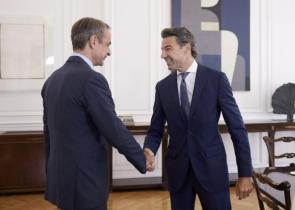 Συνάντηση Μητσοτάκη με στελέχη της United Group για μεγάλες επενδύσεις