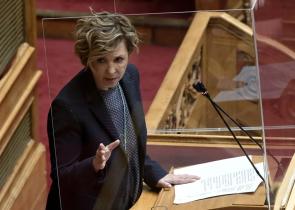 H Γεροβασίλη ζήτησε συγγνώμη από τον Χαρακόπουλο για τη Βαγενά