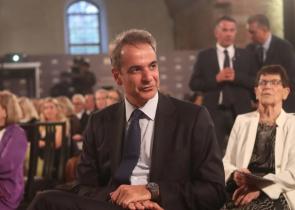 Μητσοτάκης: Στην τελετή απονομής του βραβείου «Αυτοκράτειρα Θεοφανώ» στη Θεσσαλονίκη (Photos)