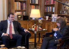 O Πιερρακάκης ενημέρωσε τη Σακελλαροπούλου για τις μεγάλες ψηφιακές επενδύσεις