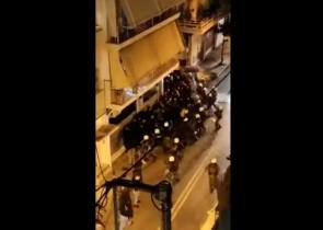 Διοικητική Εξέταση της ΕΛΑΣ για επίθεση των ΜΑΤ σε φιλάθλους του Άρη – Μετακινήθηκε εμπλεκόμενος αστυνομικός (Βίντεο)