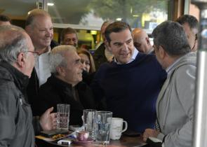 Οι υποκλοπές κάνουν τη δουλειά τους, ο ΣΥΡΙΖΑ... τη δική του