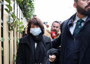 «Κιβωτός του Κόσμου»: Η πρεσβυτέρα χειριζόταν τα χρήματα από τις κηδείες (Video)