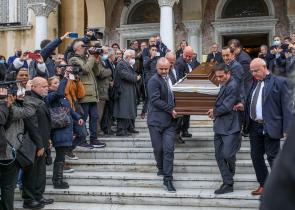 Σε κλίμα βαθιάς θλίψης και οδύνης το «τελευταίο αντίο» στον Παναγιώτη Τζένο (Photos)