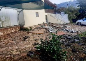 Κακοκαιρία: Ζημιές σε 40 σπίτια από τον ανεμοστρόβιλο στην Παραμυθιά