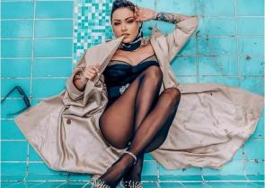 Η εντυπωσιακή performer Μαρία Τζινέρη που κάνει θραύση στο Tik Tok ετοιμάζει δισκογραφικό «μπαμ»