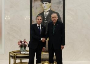 Μπλίνκεν: Στο αεροδρόμιο η συνάντηση με τον Ερντογάν (Video)