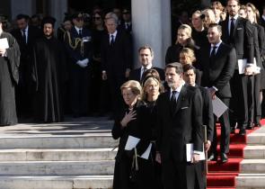Στις 11 το μνημόσυνο του τέως βασιλιά Κωνσταντίνου - Η οικογένεια και 250 φίλοι στη Μητρόπολη, οι ετοιμασίες