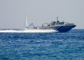 Πύλος: Εντοπίστηκε ιστιοφόρο με 100 μετανάστες