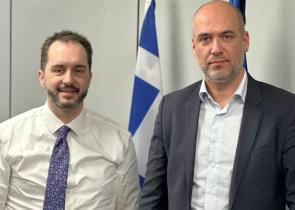 Απάντηση Μπουτσικάκη στον Μώραλη για τη δημιουργία δομής του ΟΚΑΝΑ στον Πειραιά