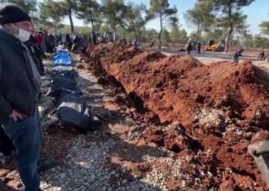 Τουρκία: Ετοιμάζουν μαζικούς τάφους για τα θύματα του σεισμού (Video)