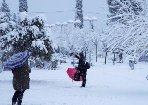 Κακοκαιρία «Barbara»: Στο 20% της χερσαίας έκτασης η χιονόστρωση στην Ελλάδα