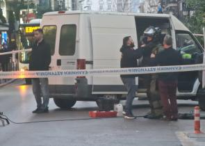 Θεσσαλονίκη: Ύποπτη μαύρη σακούλα μπροστά από το ρωσικό προξενείο - Έγινε ελεγχόμενη έκρηξη