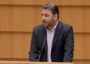 Με επίθεση στην Κυβέρνηση Μητσοτάκη η «αυλαία» Ανδρουλάκη στο Ευρωκοινοβούλιο