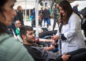 Τραγωδία στα Τέμπη: Πού μπορούμε να δώσουμε αίμα για τους τραυματίες