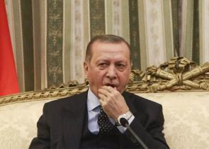 Τουρκία: Ο Ερντογάν κατσάδιασε υπουργό του επειδή δεν του άρεσε η υπογραφή του (Video)