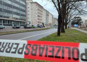 Γερμανία: Αστυνομικοί εισέβαλαν στο φαρμακείο όπου κρατούνταν οι όμηροι - Συνελήφθη ο ύποπτος
