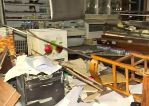Νέα Ερυθραία: Ισοπεδώθηκε παντοπωλείο μετά από ισχυρή έκρηξη (βίντεο)