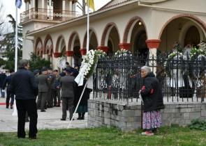 Λάρισα: Θρήνος στην κηδεία της 21χρονης Κλαούντια
