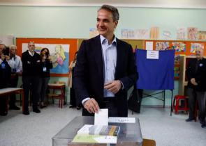 Μητσοτάκης: «Ψηφίζουμε για το μέλλον μας, για μία κοινωνία με λιγότερες ανισότητες»
