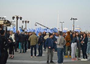 Ένα νέο «μένουμε Ευρώπη» είναι απαραίτητο