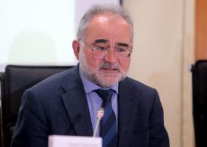 Ο Λουκάς Αποστολίδης υποψήφιος του ΠΑΣΟΚ στην Περιφέρεια Στερεάς Ελλάδας
