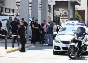 Κολωνός: Εκτός κινδύνου ο 38χρονος ληστής που πυροβολήθηκε από αστυνομικό