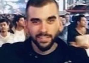 «Τον είδα λιπόθυμο, είχε χάσει σχεδόν όλο του το αίμα» λέει ο οδηγός του ασθενοφόρου που μετέφερε τον 29χρονο Μιχάλη