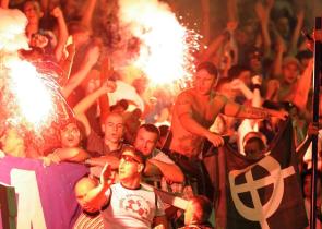 Ντιναμό Ζάγκρεμπ: Ποιοι είναι οι σκληροπυρηνικοί χούλιγκαν «Blue Bad Boys»