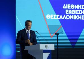 Το δυναμικό restart Μητσοτάκη για οικονομία και κοινωνία και η αναβάθμιση-έκπληξη από τη Moody's