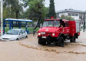 Πυροσβεστική: Ξεπέρασαν τις 2.500 οι διασώσεις - Πάνω από 6.500 κλήσεις