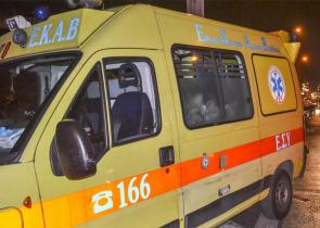 Θεσσαλονίκη: 42χρονος μαχαίρωσε στον λαιμό τη σύζυγό του μέσα σε ΙΧ και στη συνέχεια την πέταξε έξω