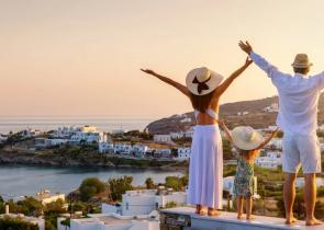 Η Ελλάδα μεταξύ των 3 καλύτερων χωρών στον κόσμο για να ταξιδέψει κανείς