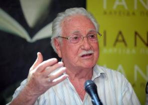 Πέθανε ο μεγάλος δάσκαλος της παραδοσιακής μουσικής, Χρόνης Αηδονίδης