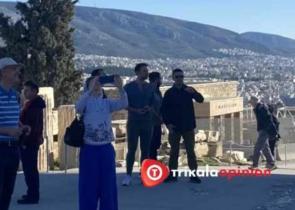 Ο Στέφανος Κασσελάκης πήγε βόλτα στην Ακρόπολη - Επισκέφθηκε τον Παρθενώνα