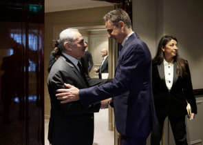 PM Mitsotakis meets with PM of Palestinian Authority Mohammad Ibrahim Shtayyeh in Paris