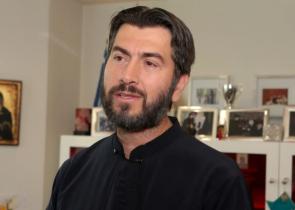 «Κιβωτός του Κόσμου»: Τι απαντά ο πατέρας Αντώνιος στις κατηγορίες