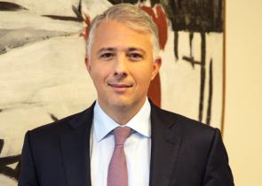 Καραμούζης (Εθνική Τράπεζα): Η Ελλάδα στις επενδυτικές επιλογές σημαντικών διεθνών φορέων