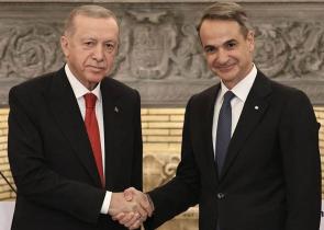 Αυτή είναι η διακήρυξη φιλίας που υπέγραψαν Μητσοτάκης - Ερντογάν