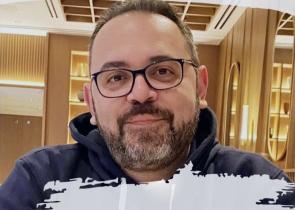 Ν.Δ.: Νέος διευθυντής γραφείου Τύπου ο Χάρης Χατζηχαραλάμπους