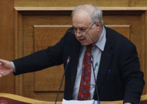 ΠΑΣΟΚ: Δεν θα ξανά ασχοληθούμε με φαιδρότητες και υπερβολές - Εκτός των θέσεων μας όσα είπε ο Παρασκευαΐδης για τη Τουρκία