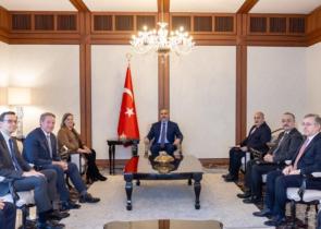 Τουρκία: Συνάντηση Νούλαντ με Φιντάν μετά τα «ναι» για Σουηδία και F-16