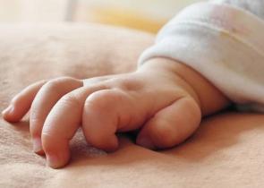 Θεσσαλονίκη: Νταντά κατήγγειλε 36χρονη ότι χτύπησε το μωρό της