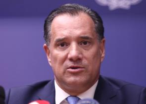 Γεωργιάδης: Το νομοσχέδιο για ομόφυλα ζευγάρια ενώνει την Ελλάδα με χώρες της Δύσης