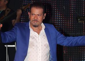 Πέθανε ο τραγουδιστής Χάρης Κωστόπουλος