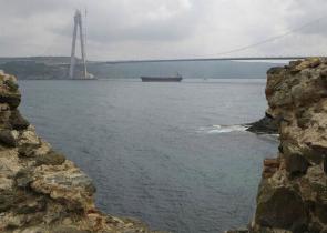 Κλειστά τα Στενά του Βοσπόρου λόγω βλάβης σε διερχόμενο πλοίο