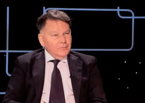 Μια εκ βαθέων εξομολόγηση του Αλέξη Κούγια για τα δύσκολα παιδικά του χρόνια, την οικογένεια του και τις μεγάλες του επαγγελματικές μάχες