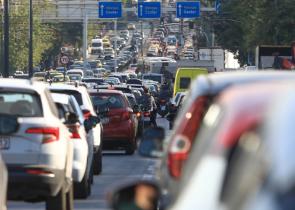 Πόσο ακριβαίνουν τα ασφαλιστήρια συμβόλαια οχημάτων λόγω φυσικών καταστροφών