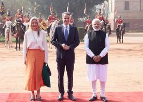 PM Mitsotakis arrives in New Delhi, is received by Narendra Modi